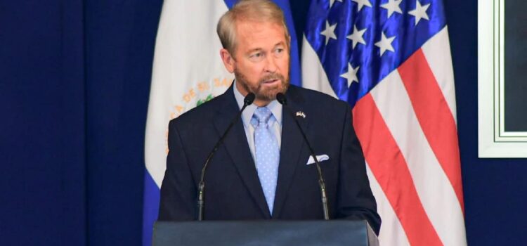 Estados Unidos ratifica a Ronald Johnson como embajador en México