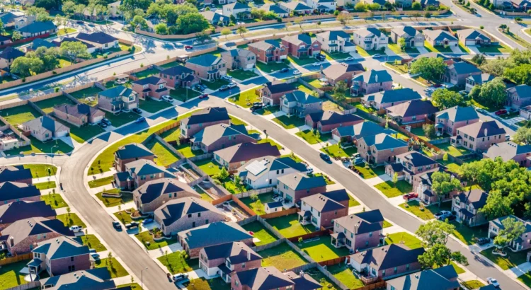 La venta de vivienda en Texas aumentó 4.9% en el tercer trimestre de 2025 La venta de vivienda en Texas aumentó 4.9% en el tercer trimestre de 2025