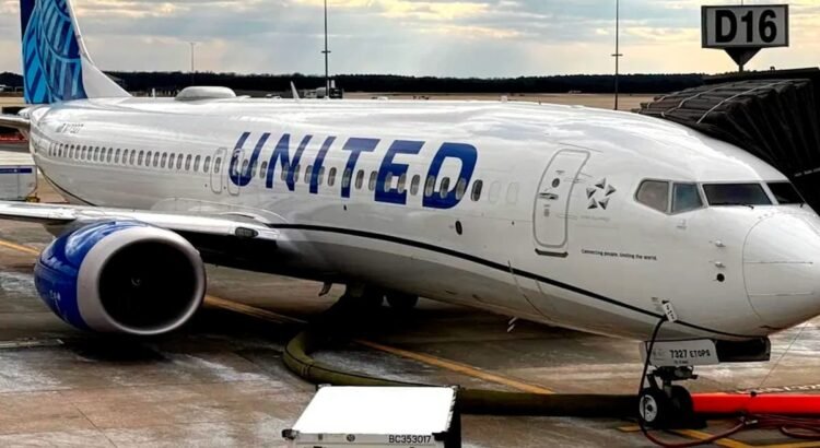 United Airlines suspenderá vuelos directos a Cuba desde Houston en septiembre