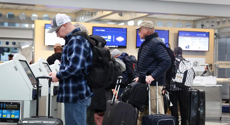 Aeropuertos de Houston se preparan para un ajetreado Spring Break