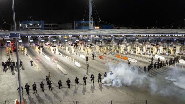 Reanudación de Operaciones en Cuatro Cruces Fronterizos en Texas, California y Arizona